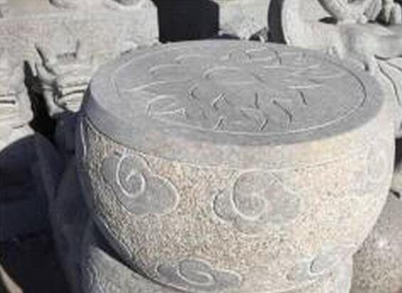 五蓮花石鼓